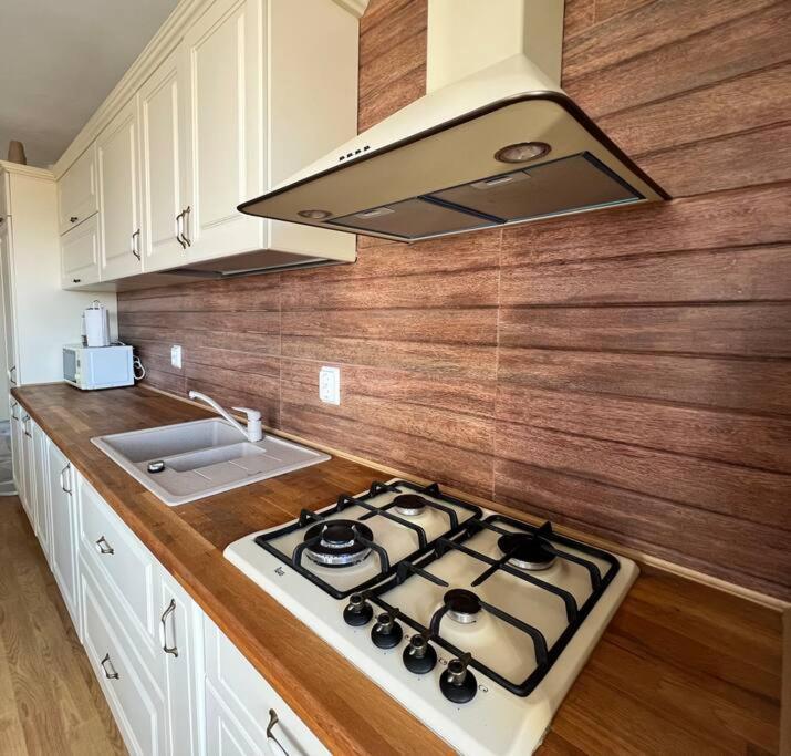 Central Apartment With Panoramic View Brașov Exterior foto